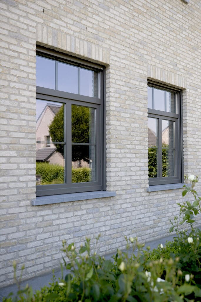 fenetre pvc gris alu catalan